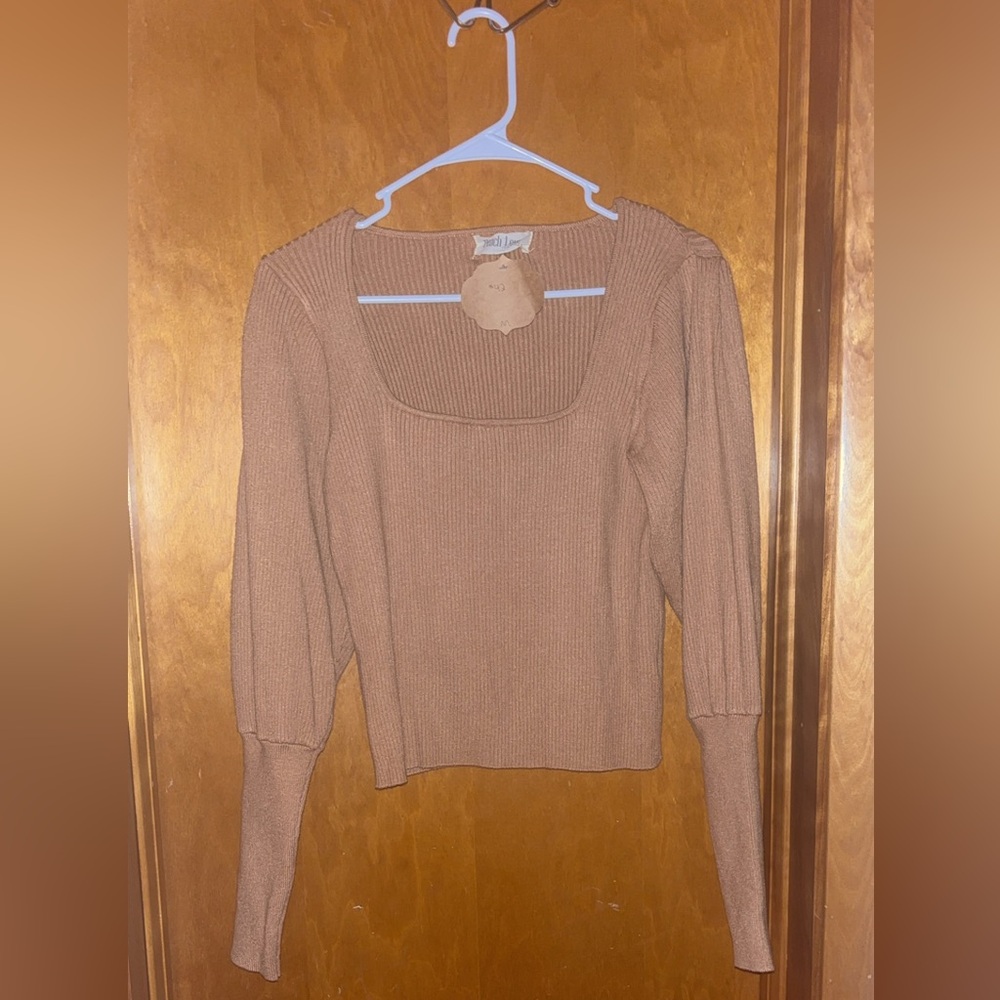 NWT Gracie Peach Love California Ribbed Scoop-Neck Pullover size M- paid $42